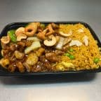 Best C12. Chicken with Cashew Nuts in Bolingbrook, IL