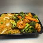 Best C8. Shrimp with Broccoli in Bolingbrook, IL